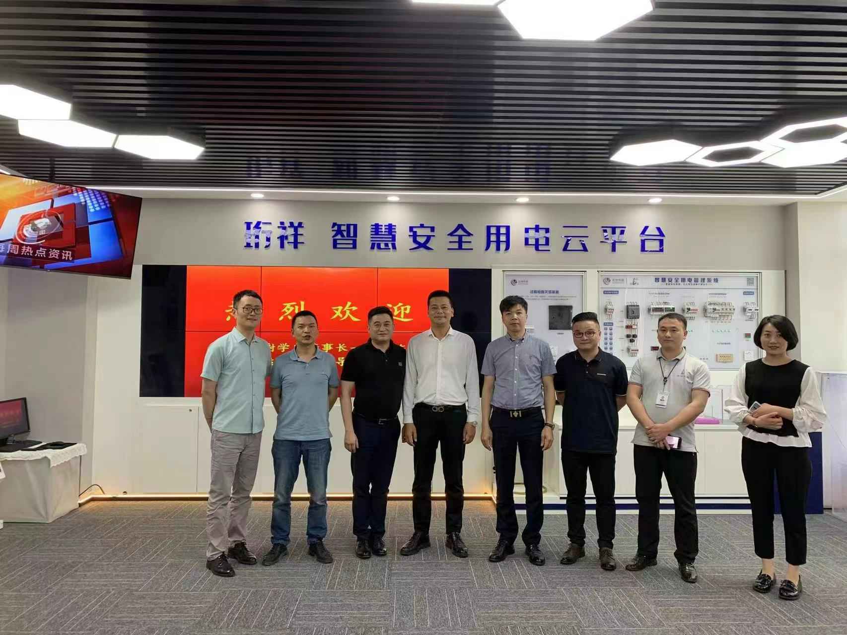 交流赋能 取长补短｜呼和浩特健铭家庭娱乐中心有限公司高层远赴培训交流